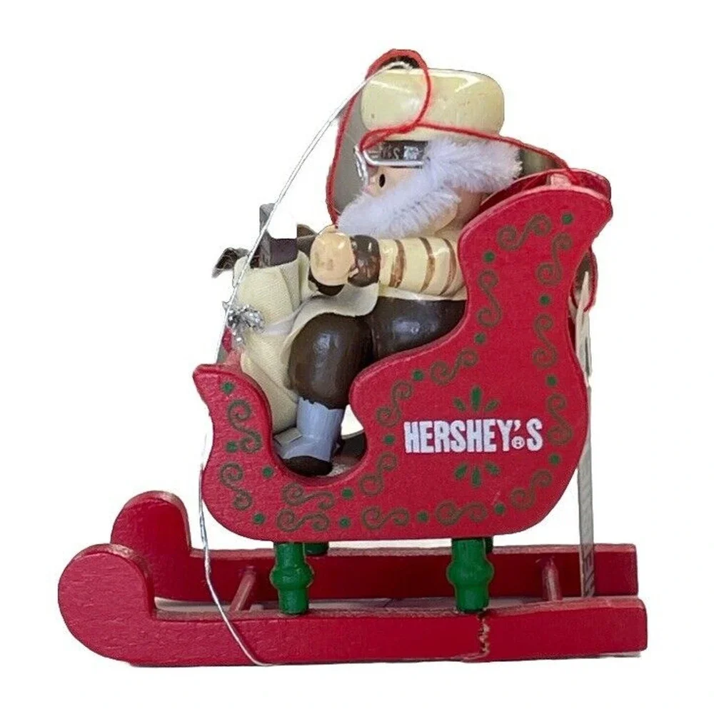 Hershey's Chocolate World Elf on Sleigh Ornament‎